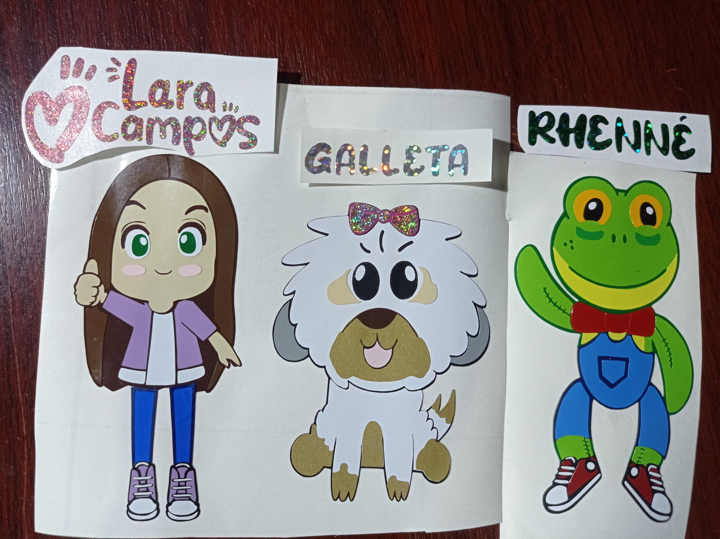 Lara Campos in SVG, PNG and other formats, Rhennéé frog, Cookie, Lara Lara, frog, Lara, Campos. Includes typography in .TTF